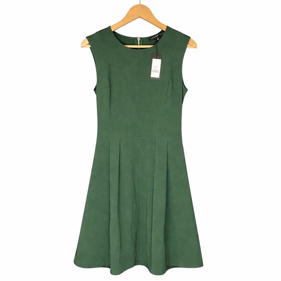 Dynamite Dresses & Skirts - Dynamite Forest Green Sleeveless Fit & Flare Dress NWT Size M
